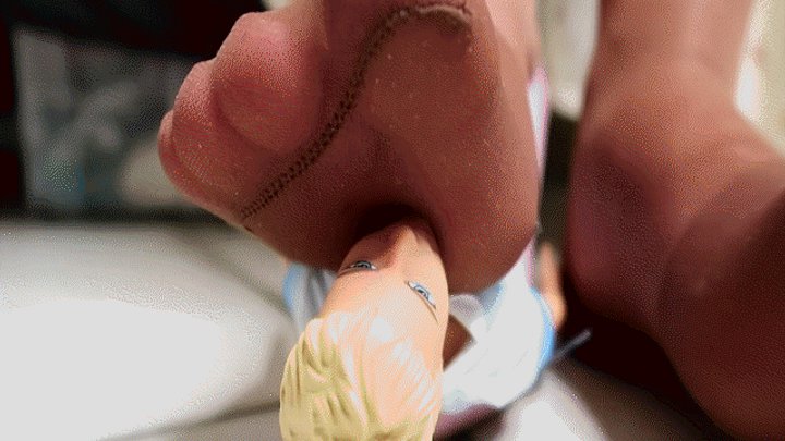 Princess Diana - You are a slave to my pantyhose feet SD MP4(480*360)HD