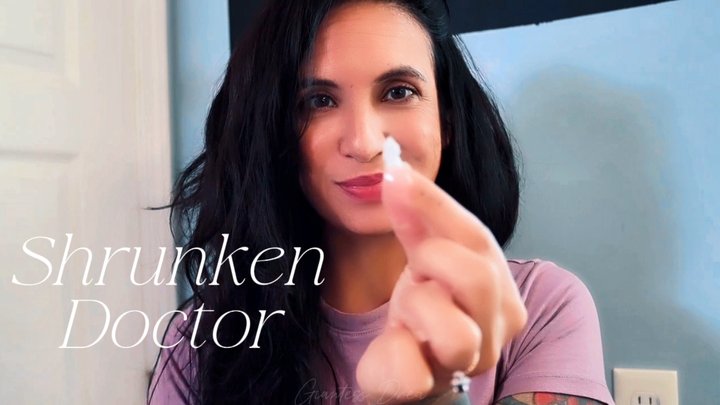 Your Favorite Giantess - Shrunken Doctor (mp4)