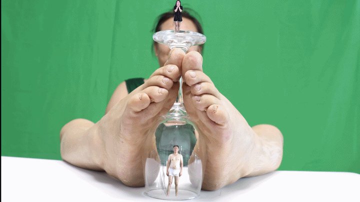 Gts Asia Vr World - 4K GAOYU imprisons two dwarves GIANTESS