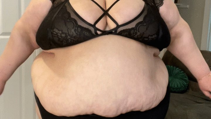 Ssbbw Sasha - Giantess Sasha Make's Bullies Learn Their Lesson!