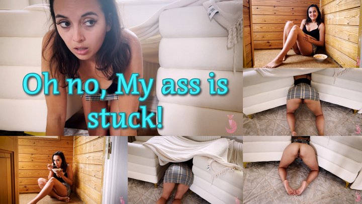 Summer Fox - Oh no My ass is stuck