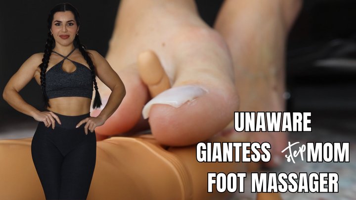 Onlyvanessa - Unaware giantess stepmom foot massager part 2 - OnlyVanessa (custom clip)