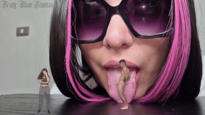 Bratty Mean Giantess - My Giantess Boss Blowjob Cuckquean my tiny wife at the office and Big Ass crushing punishment
