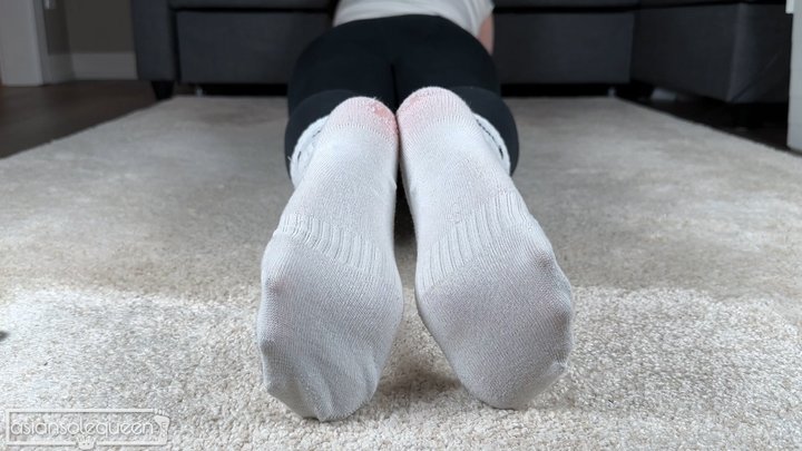 Asiansolequeen - Giantess Sock Worship SPH JOI