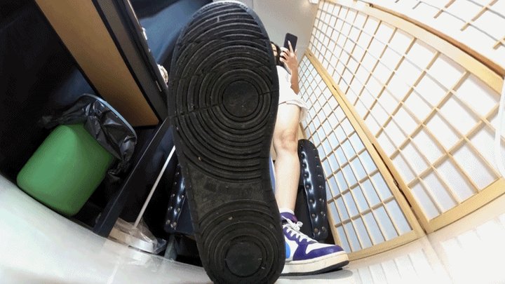 Gts Asia Vr World - Asian giantess has smelly shoes socks feet and even smells bad around you